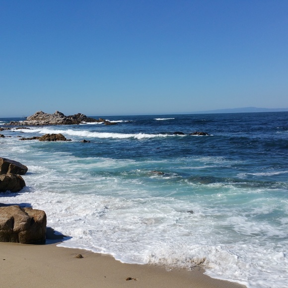 Meet your Poshers - Picture 2 of 2